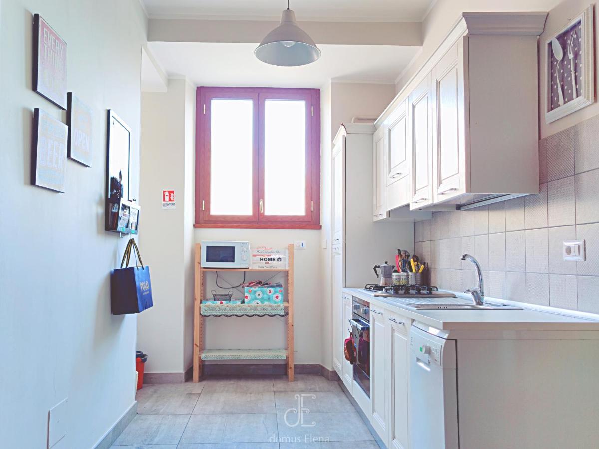 Domus Elena Apartment روما المظهر الخارجي الصورة