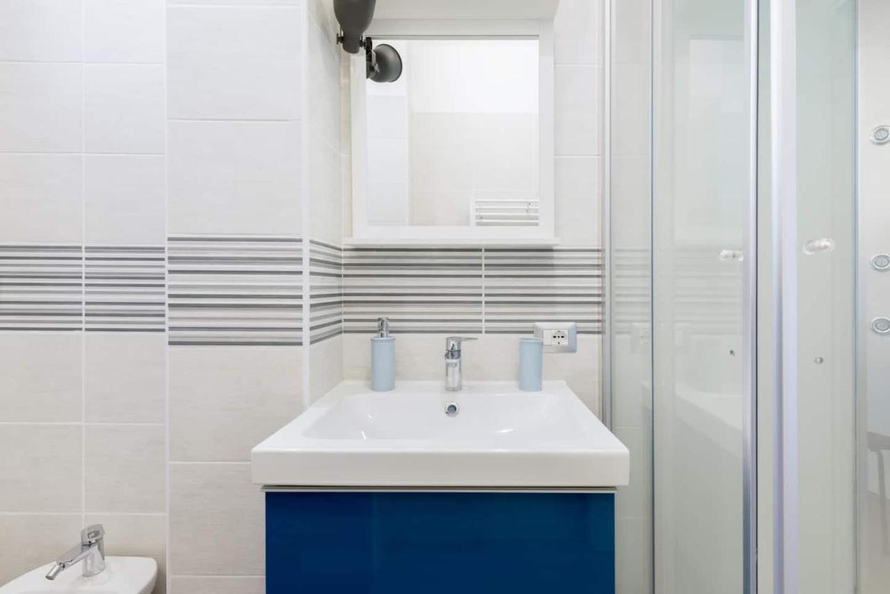 Domus Elena Apartment روما المظهر الخارجي الصورة